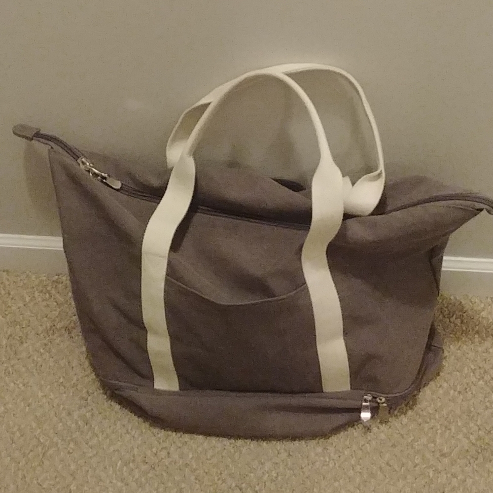 NIB Lo & Sons Catalina tote
